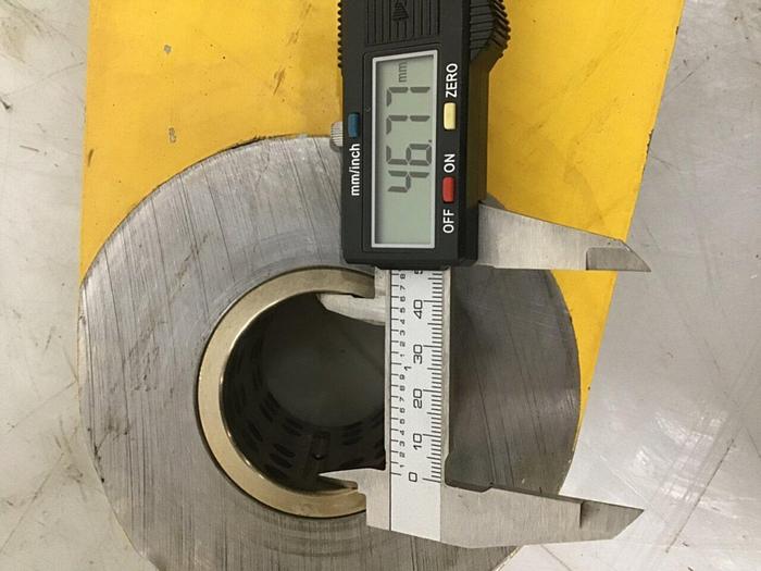 Used CINCINNATI MILACRON Toggle Link 305265 #114327