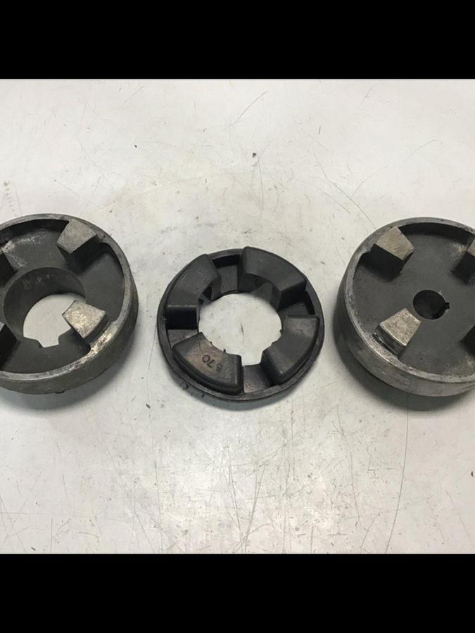 Used MAGNALOY COUPLINGS Motor Coupling 500 USED 