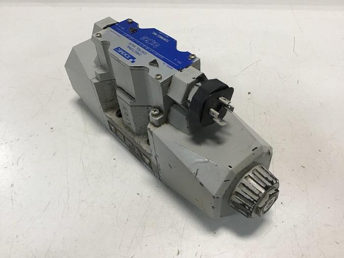 Used TOKIMEC Valve DG4V-5-2C-M-AP71-H-7-40-JA1Y #126875