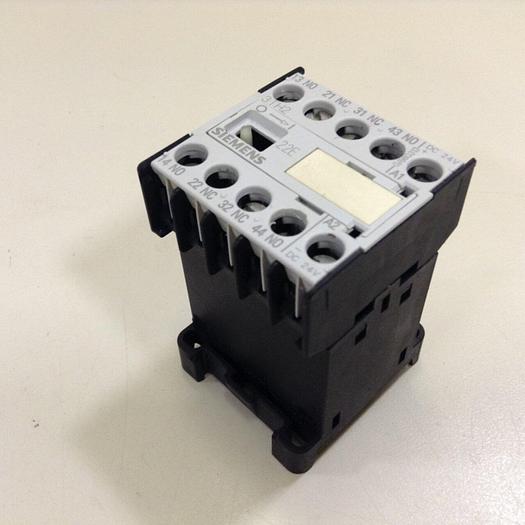 Used SIEMENS Contactor 3TH2 022-0BB4 #87157