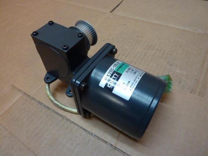 Used ORIENTAL MOTOR Reversible Motor 4RK25C-25LB USED
