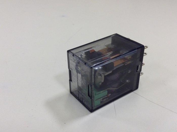 Used FUJI ELECTRIC Relay HH52PW-L #76468