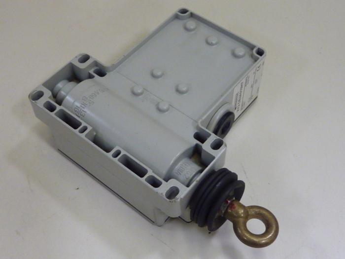 Used TELEMECANIQUE Cable Pull Switch XY2 CE3A010H7 #54813