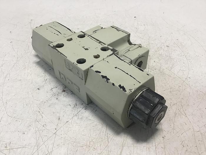 Used YUKEN DSG-01-3C9-D24-5008 Valve Used #143783
