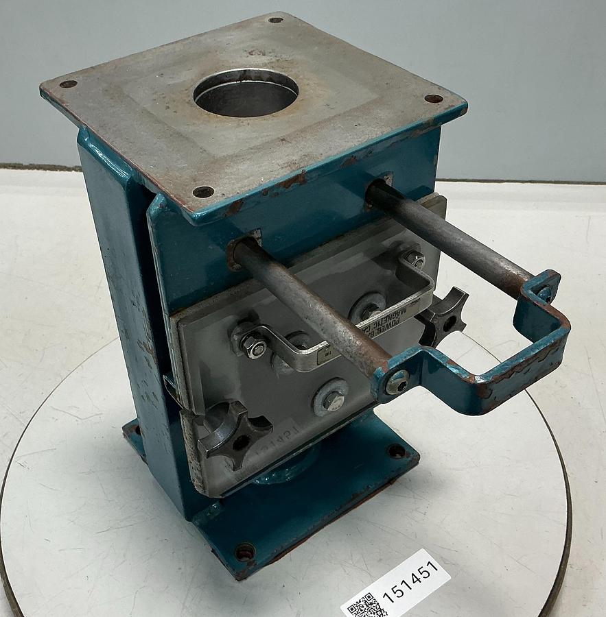 Used METAL FABRICATOR NO MODEL / NO TAG