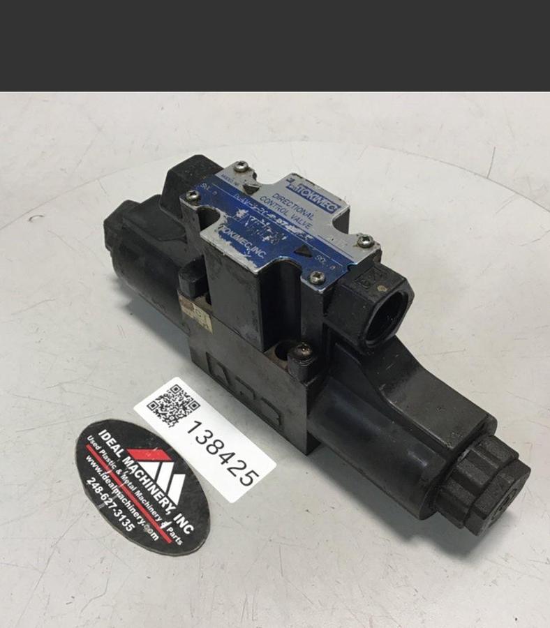 Used TOKIMEC Directional Control Valve DG4V-3-2C-M-P7-H-7-52 USED