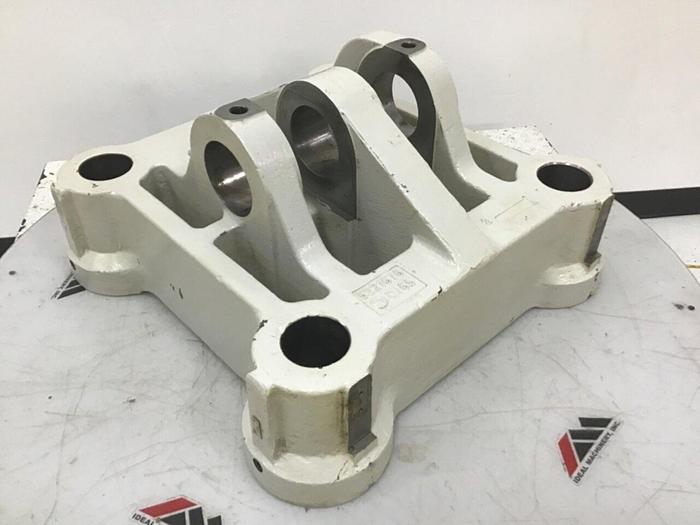 Used CINCINNATI MILACRON Rear Platen 5221616 Used