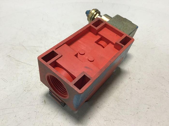 Used BERNSTEIN Limit Switch ENK-UV1Z AHS #121389