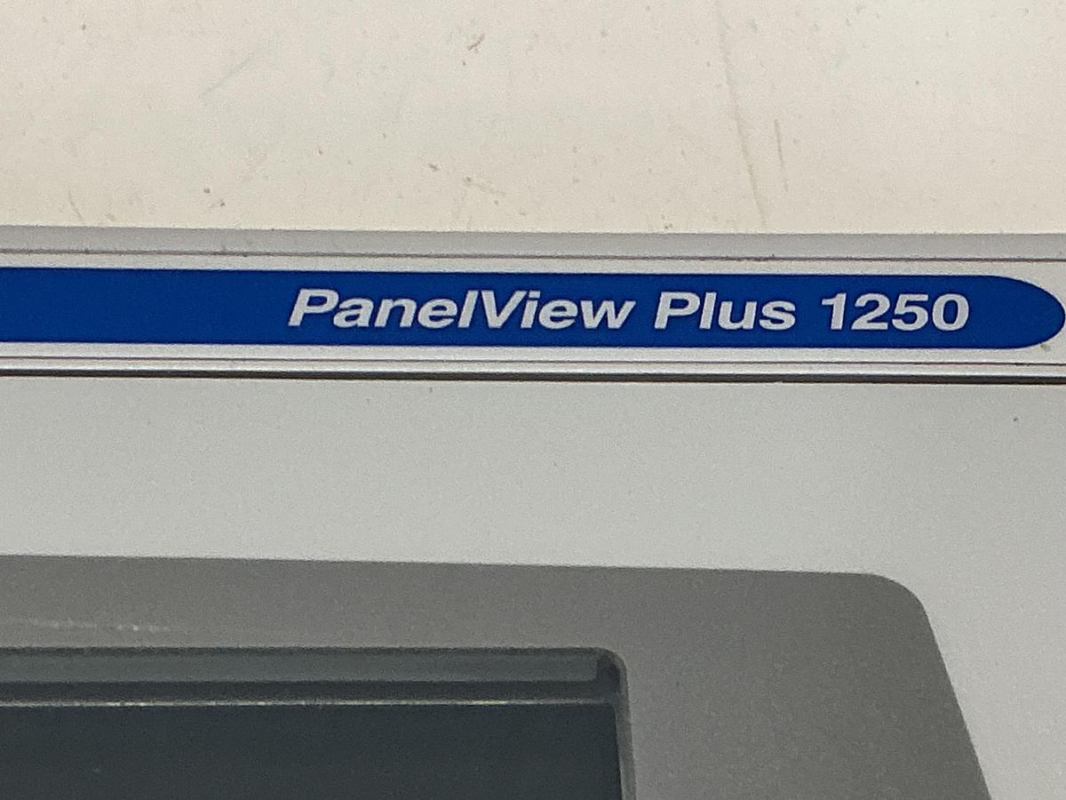 Used ALLEN BRADLEY 2711P-RP1AX SER G