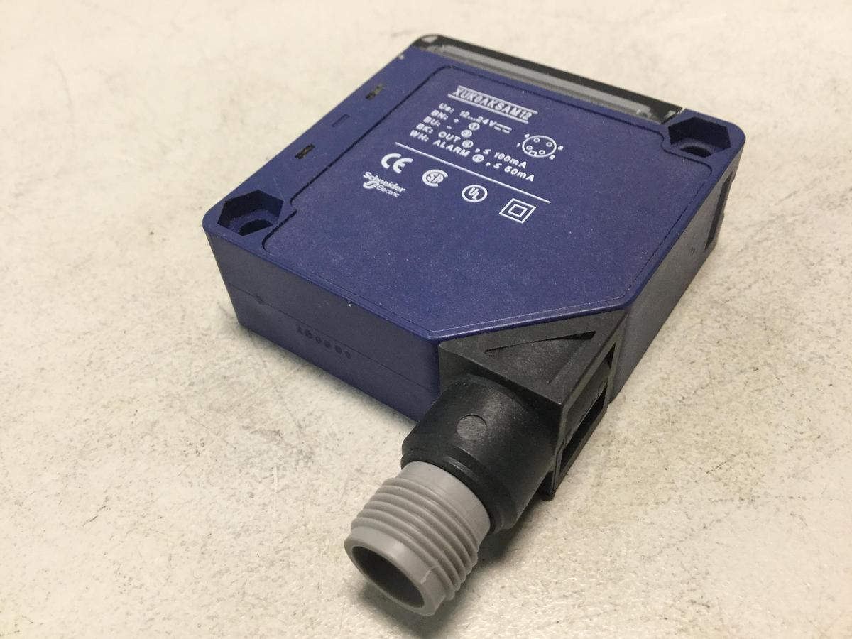 Used TELEMECANIQUE Photoelectric Sensor XUK0AKSAM12 USED