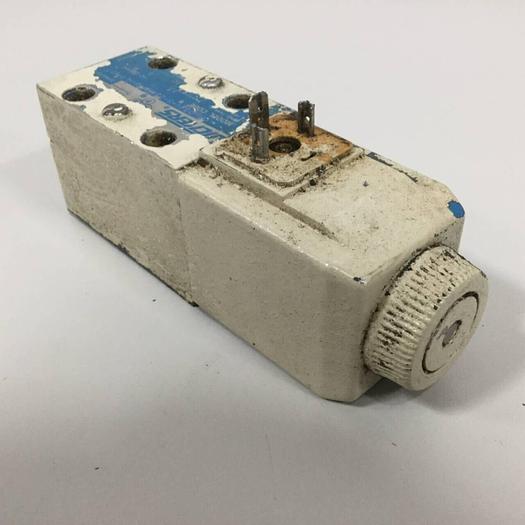 Used VICKERS Directional Hydraulic Valve DG4V322AMUHL760 Used