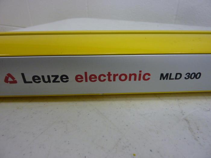 Used LEUZE Light Curtain Transmitter MLD300-T4 #52359