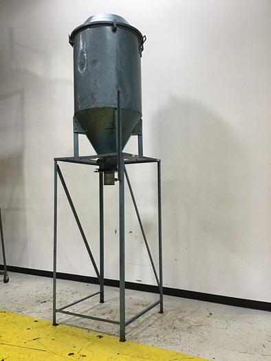 Used WHITLOCK Drying Hopper w/ Stand DHS600 Used