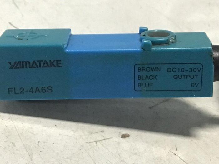 Used YAMATAKE Proximity Switch FL2-4A6S #128209