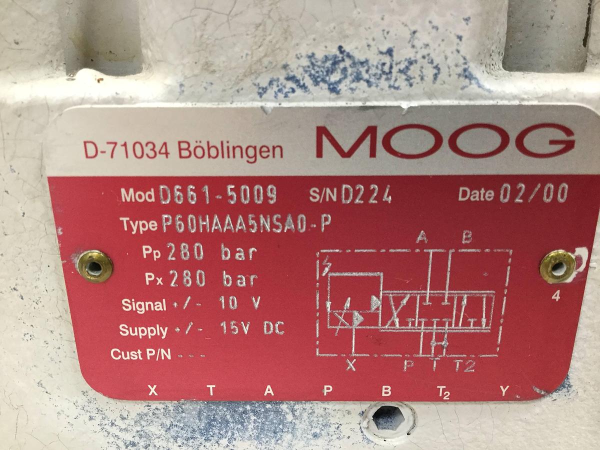 Used MOOG D661-5009 SERVO JET HYDRAULIC VALVE USED 