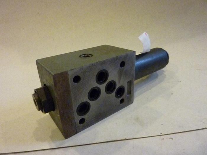 Used REXROTH Valves ZDR 10 DP2-53/150YM/12 Used