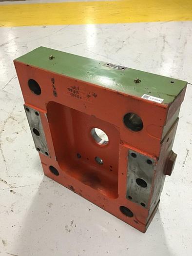 Used ENGEL Rear Platen 3870450 8943 E Used