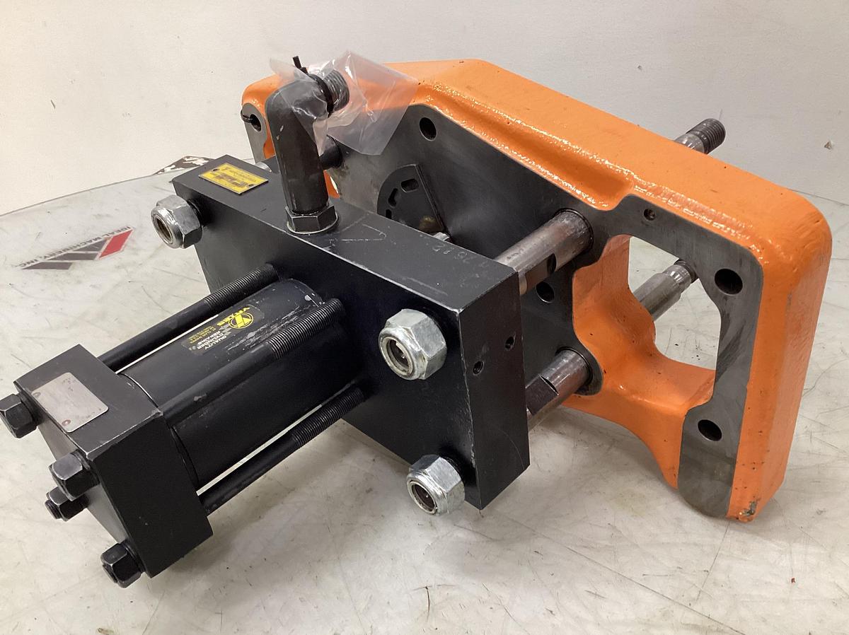 Used CINCINNATI MILACRON