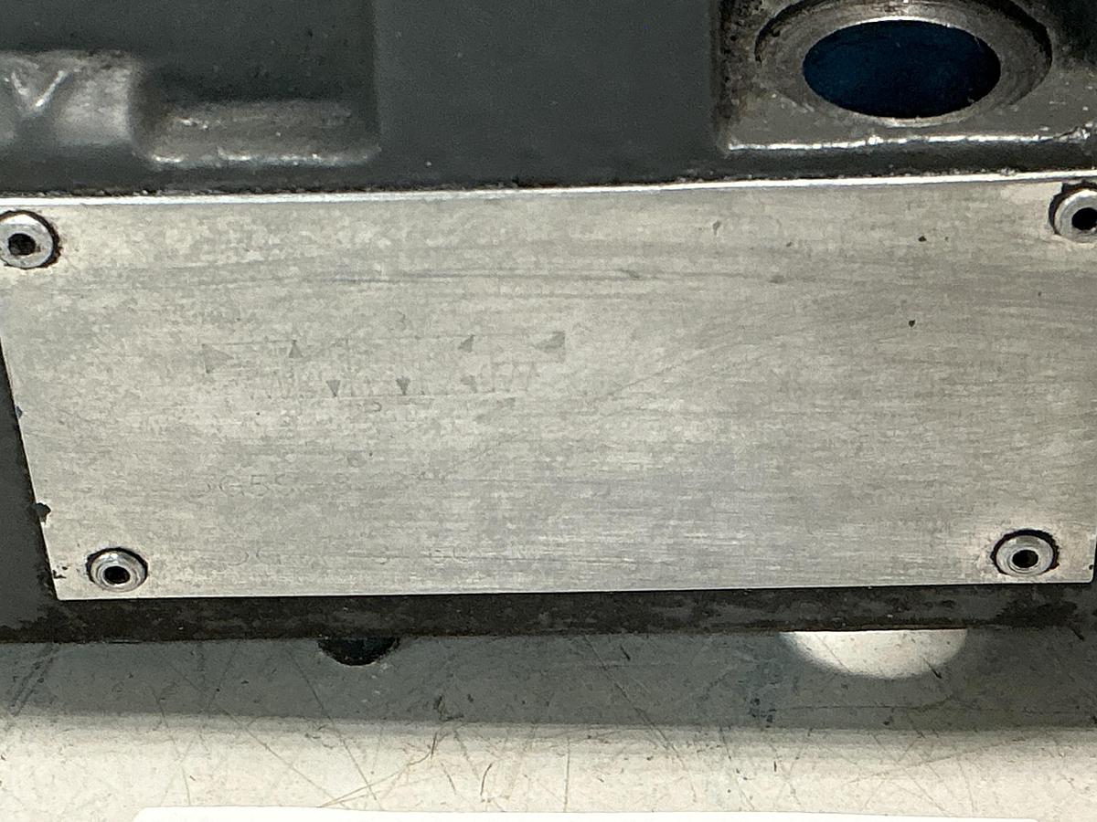 Used VICKERS DG4V-3-6C-M-U-HL7-60 813