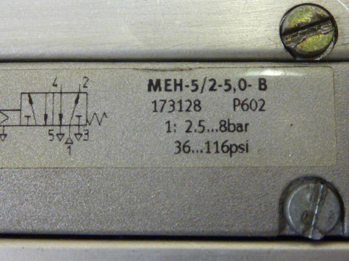 Used FESTO Control Block w/ Valves AW-ME-1/8NPT #60117