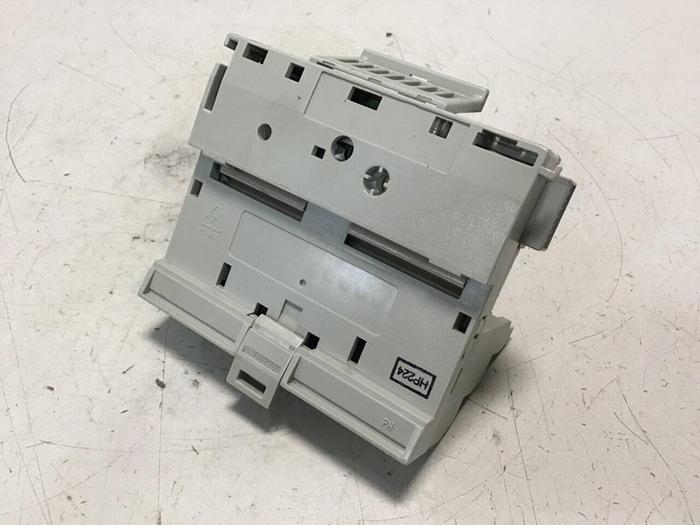 Used ALLEN BRADLEY Flex Terminal Bus 1794-TB3T SER A USED