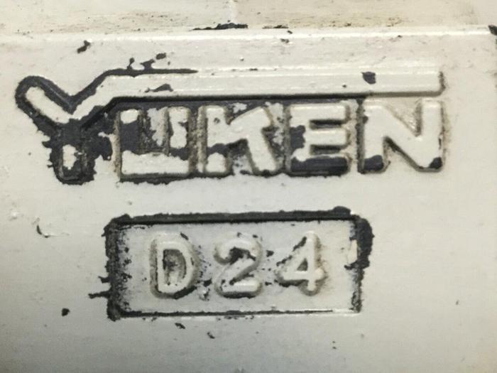 Used YUKEN Directional Valve DSG-01-2B2-D24-50331 Used