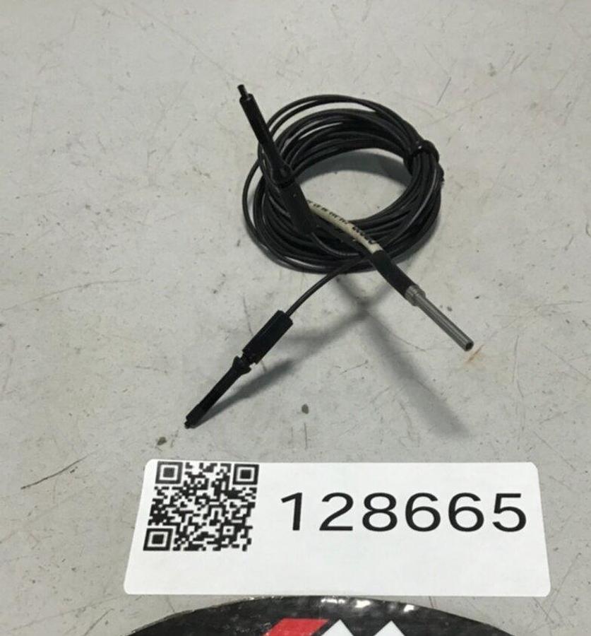 Used OMRON Fiber Optic Sensor E32-D32 USED