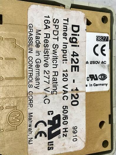 Used INTERMATIC Timer DIGI 42E-120 #133270