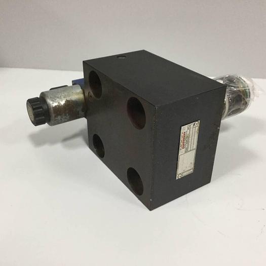 Used MOOG Valve CCE40A6RH1X06 #90734