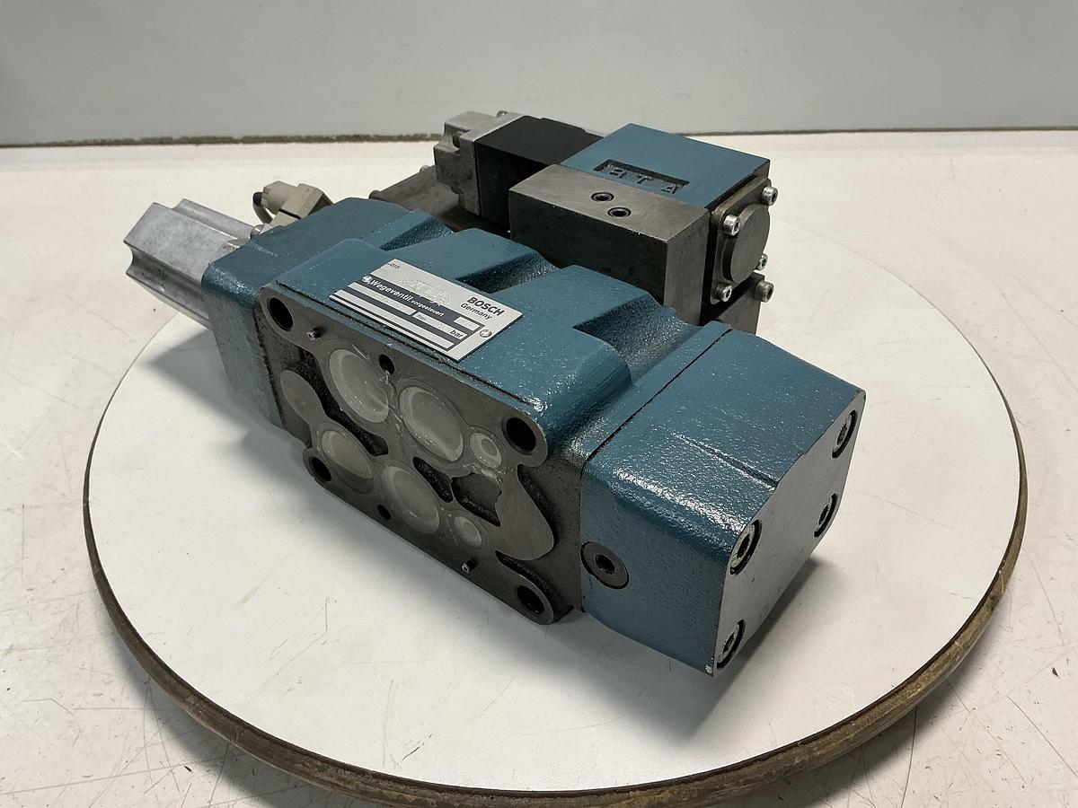 Used BOSCH 0 811 404 607