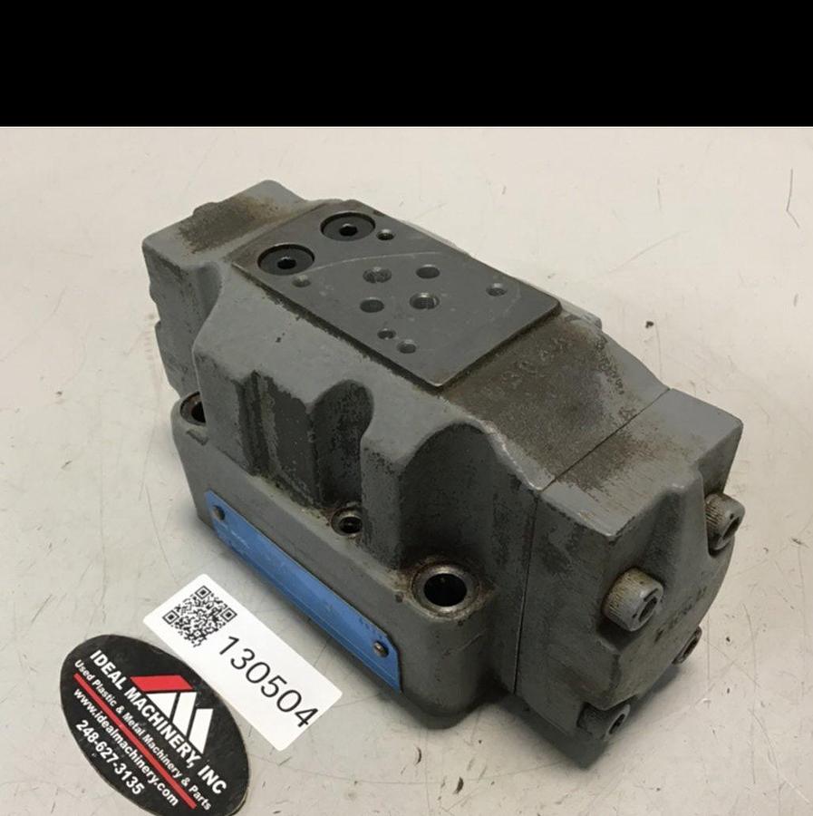 Used VICKERS Pilot Valve DG3V-7-2C-10-JA8-SZ02-Z USED