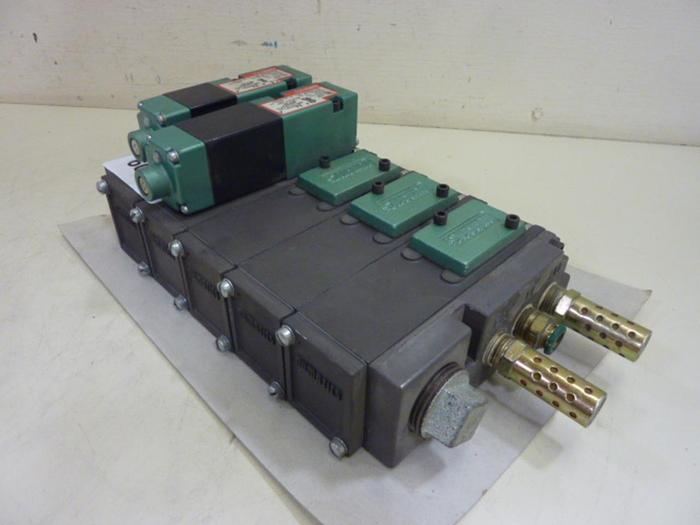 Used NUMATICS Control Block w/ Valves 082SA415M #60115