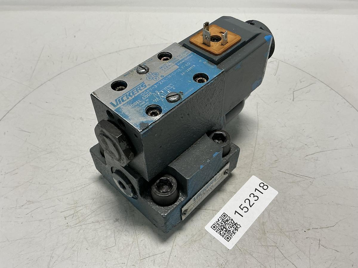 Used VICKERS DG4V-3-2AL-M-U-HL7-60