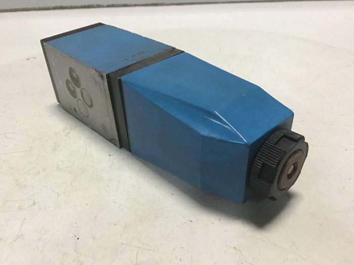 Used VICKERS Valve DG4V32AMUH730 #137826