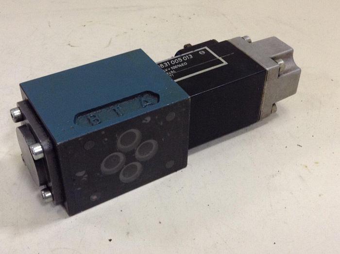 Used BOSCH Valve 0 810 090 240 #80816