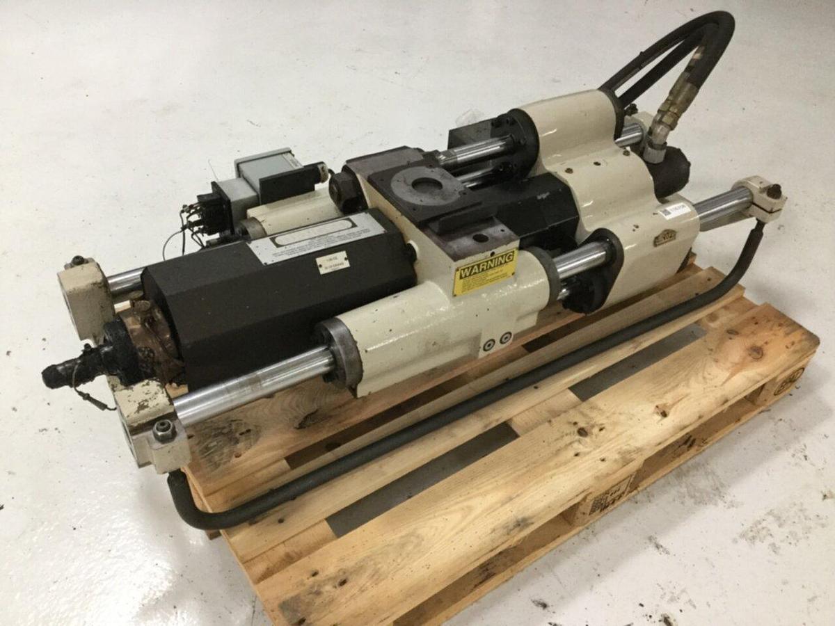 Used CINCINNATI MILACRON 1.08 Oz Injection Unit VS33-1.08 USED 