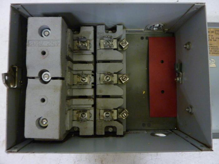 Used BULLDOG ELECTRIC PRODUCTS Disconnect Switch SWITCH PLUG119 #56119