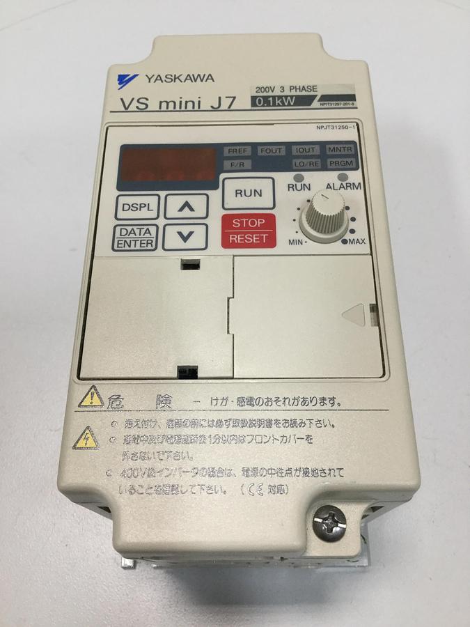 Used YASKAWA VS Mini J7 Inverter CIMR-J7AA20P1 USED