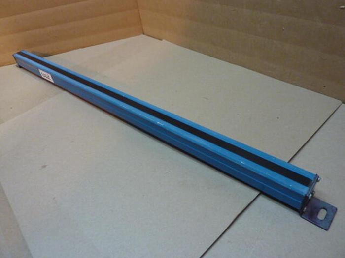 Used PINNACLE SYSTEMS INC Microguard Light Curtain Receiver MG-32-OF Used