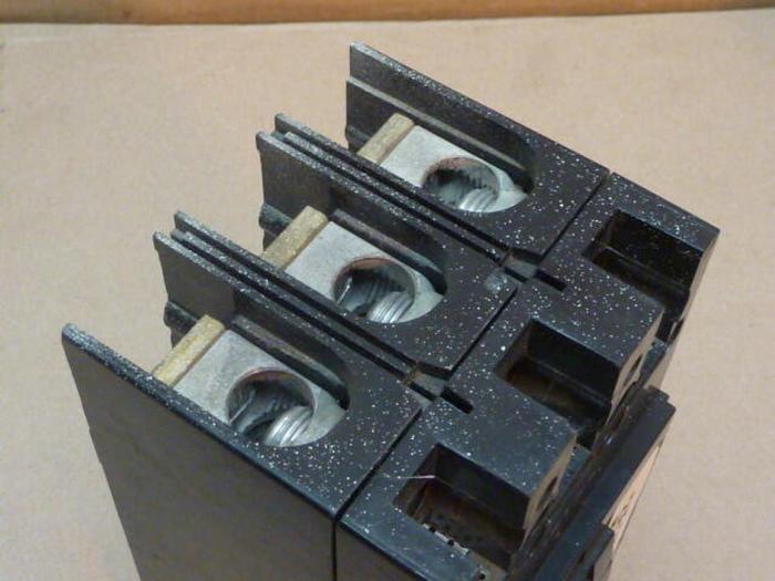 Used GENERAL ELECTRIC / GE 125 Amp Circuit Breaker TFJ236125 Used