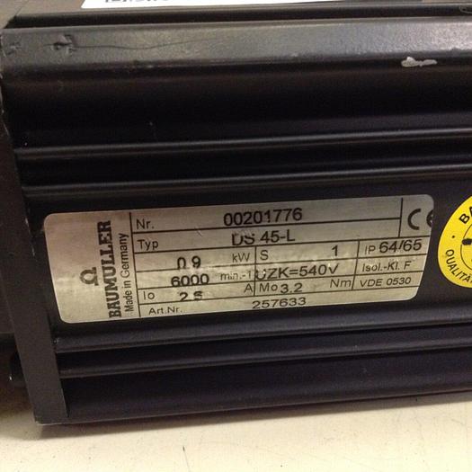 Used BAUMULLER Servo Motor DS 45-L Used