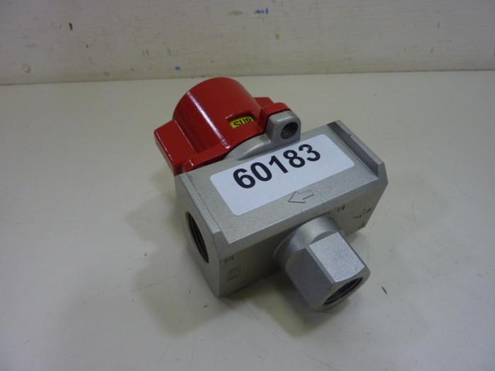 Used SMC 3 Port Lock Out Valve VHS50-N06-Z #60186