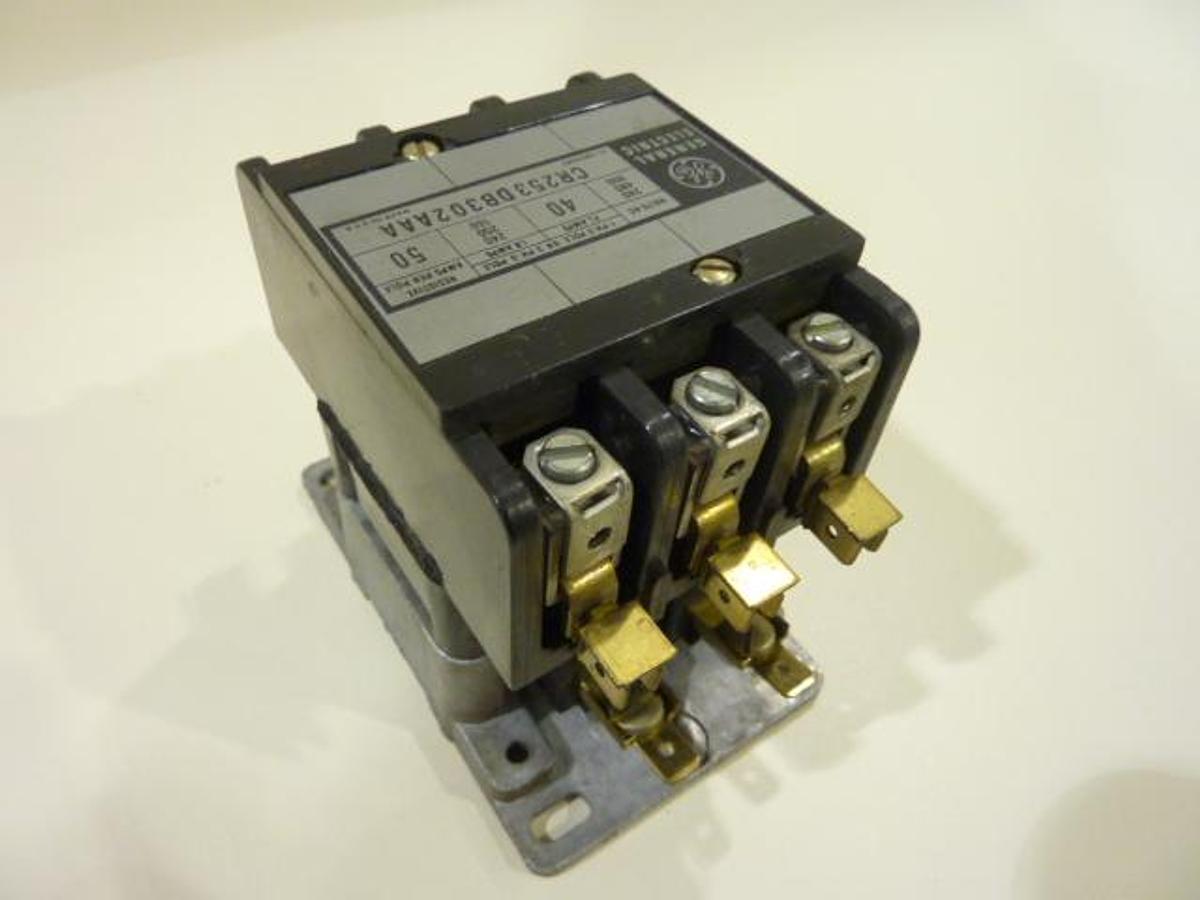 Used GENERAL ELECTRIC / GE Contactor CR253DB302AAA Used