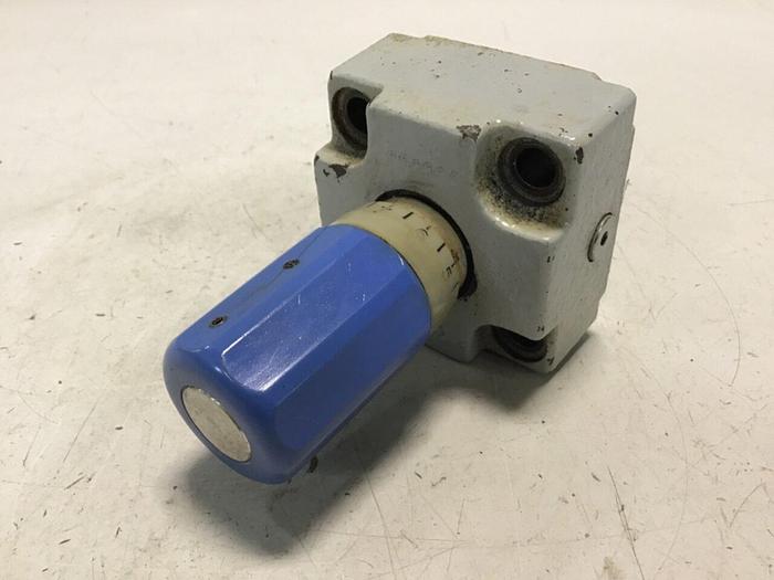 Used VICKERS Valve CVCS16AS2M10X08 #136533