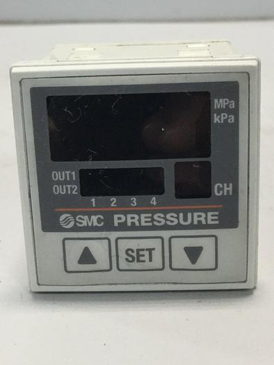 Used SMC Pressure Sensor PSE201-M #104145