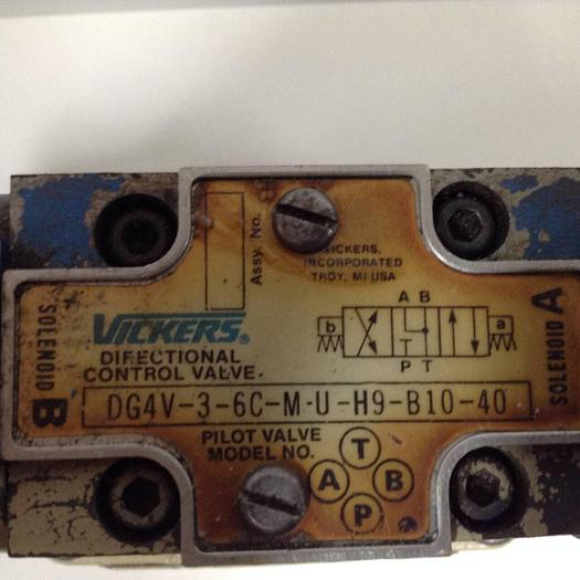 Used VICKERS Directional Control Valve DG5S40431CETMUH9B1050 #89911