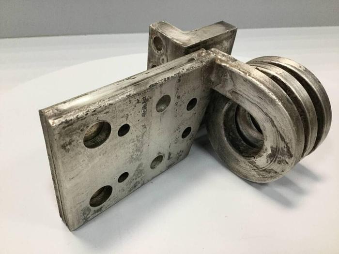 Used ITE SIEMENS Isolator block FROM K-1600 BREAKER #92657