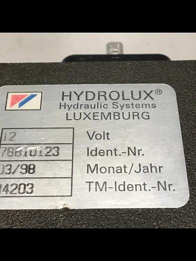 Used MOOG Valve ZDMEBV10PPA4MS7FA/CEE10C1A #137791