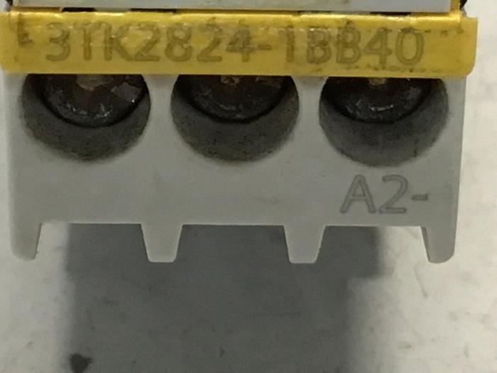 Used SIEMENS Safety Relay 3TK2824-1BB40 #124104