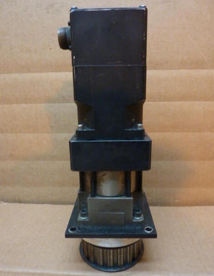 Used MOOG Brushless Motor 303-030A Used  